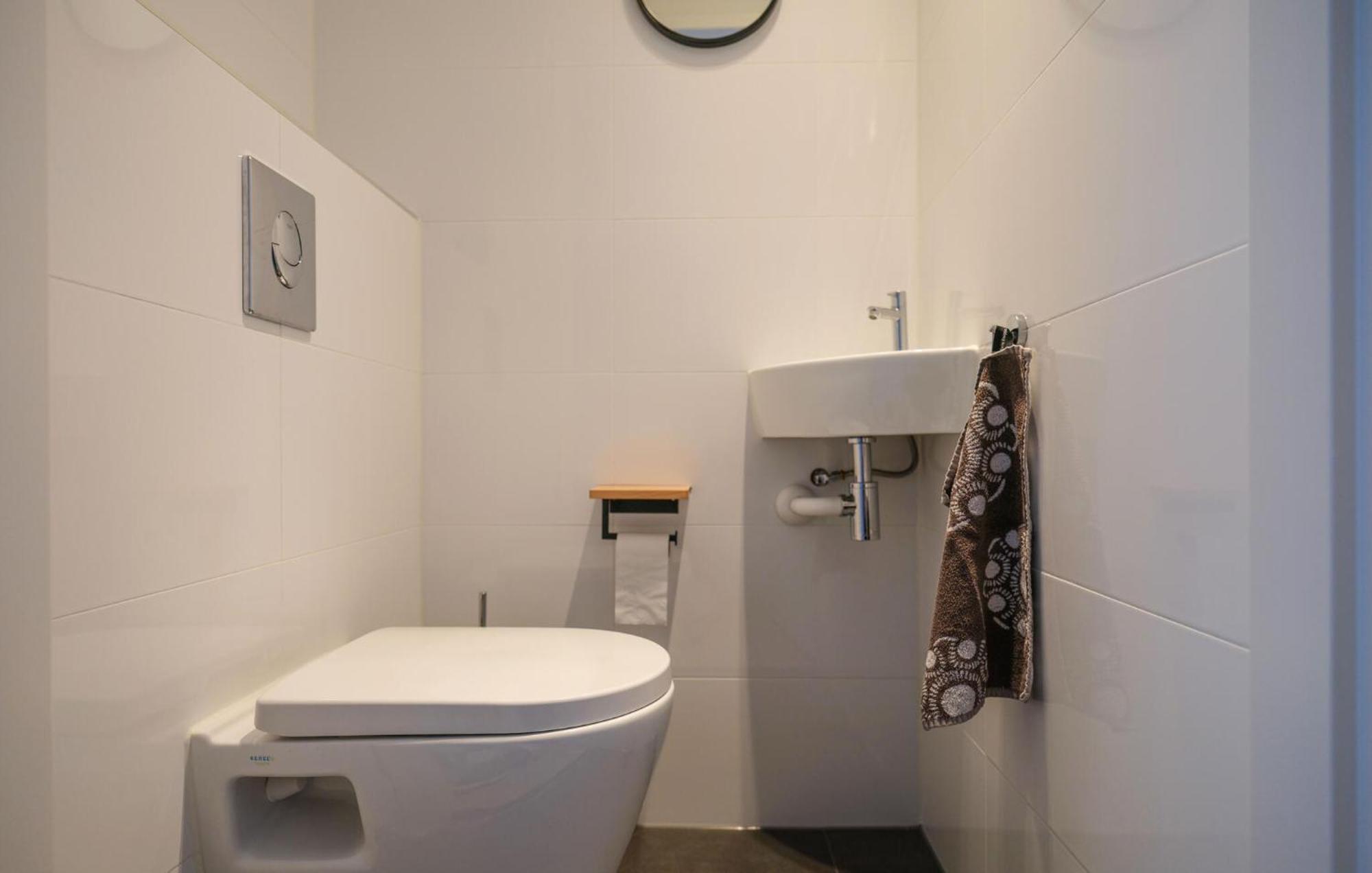 4 Bedroom Cozy Home In Zonnemaire Dış mekan fotoğraf